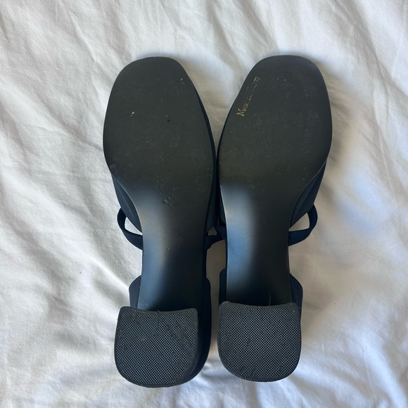 Madeline Stuart navy blue heels - Picture 7 of 10